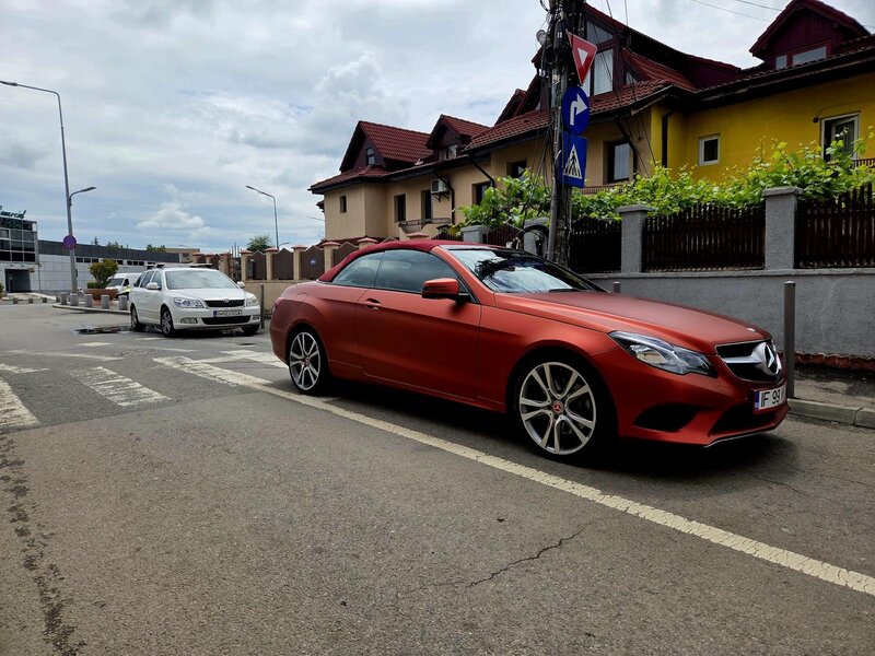 Mercedes-Benz E 250